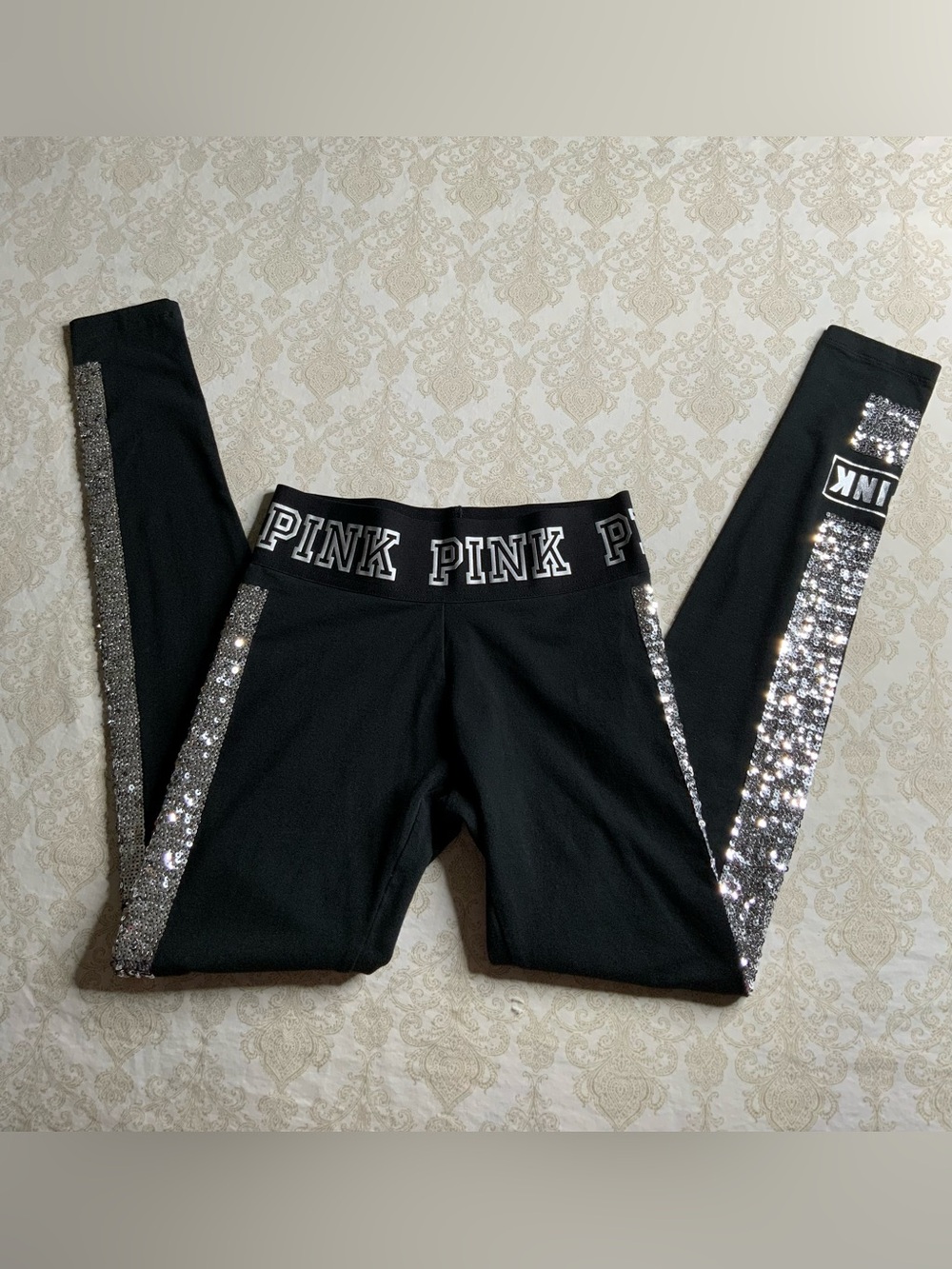 Victoria’s Secret PINK Yoga Pants Black Sequin Logo Leggings Size XS